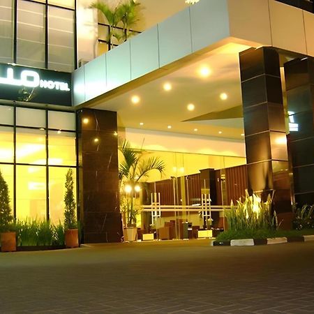 Travello Hotel Манадо Экстерьер фото