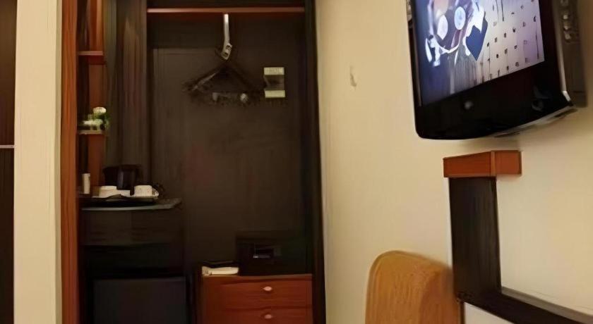 Travello Hotel Манадо Экстерьер фото