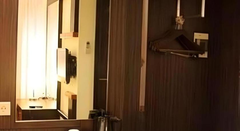 Travello Hotel Манадо Экстерьер фото