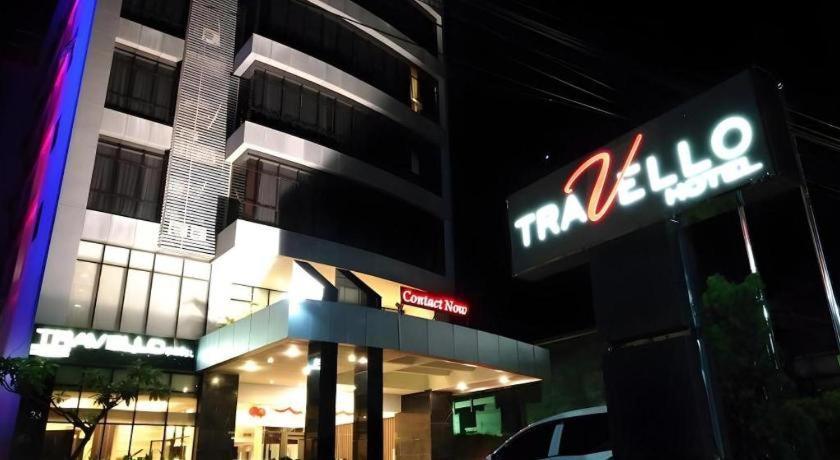 Travello Hotel Манадо Экстерьер фото