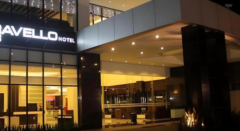 Travello Hotel Манадо Экстерьер фото