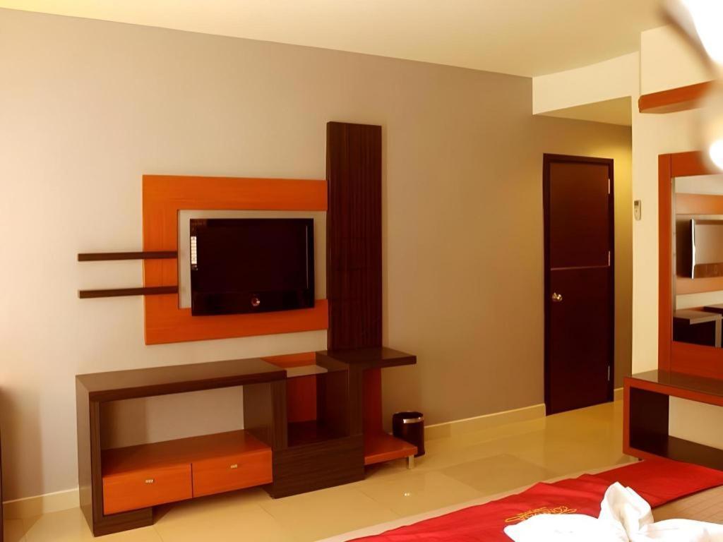 Travello Hotel Манадо Экстерьер фото