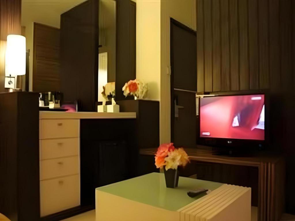 Travello Hotel Манадо Экстерьер фото