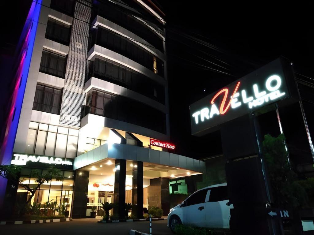 Travello Hotel Манадо Экстерьер фото