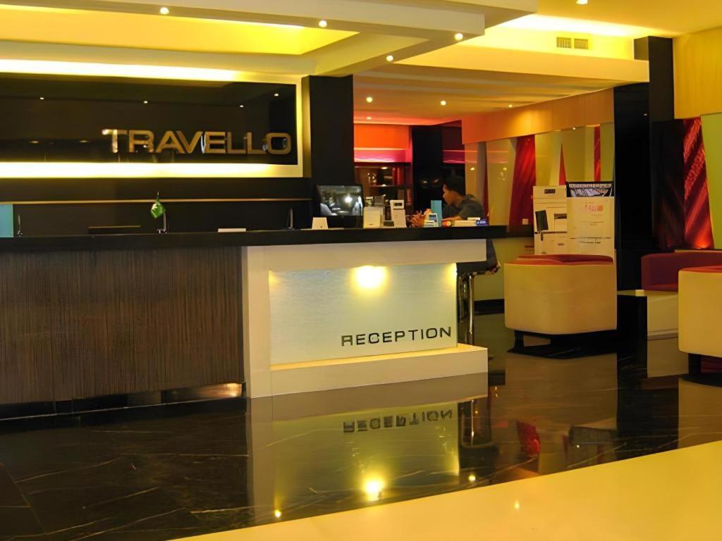 Travello Hotel Манадо Экстерьер фото